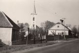 Kossuth utca (postaút) az evangélikus templommal az 1970-es évek elején.