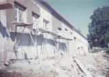 Iskolabővítés és felújítás 1984-ben.